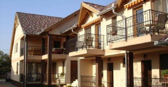 Mediterran Apartman Es Vendeghaz Hajdúszoboszló Exteriér fotografie