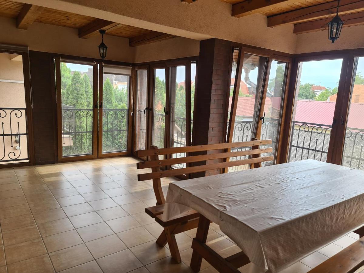 Mediterran Apartman Es Vendeghaz Hajdúszoboszló Exteriér fotografie